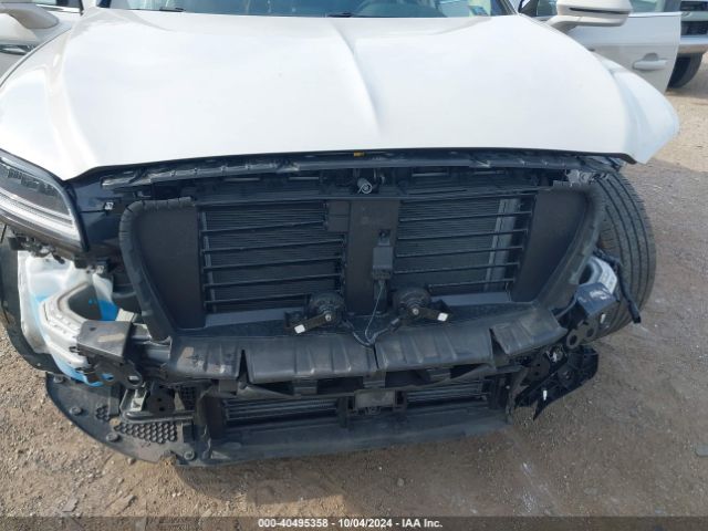 2LMPJ8K91PBL11516 Lincoln Nautilus Reserve