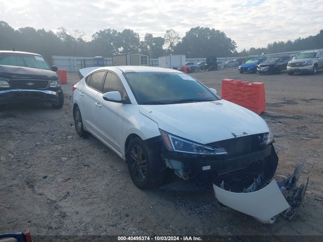2019 5NPD84LF0KH468415 main image