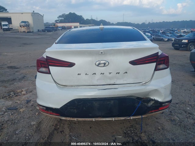 Hyundai ELANTRA SEL 2019 5NPD84LF0KH468415 Image 16