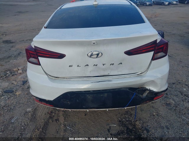 Hyundai ELANTRA SEL 2019 5NPD84LF0KH468415 Image 17