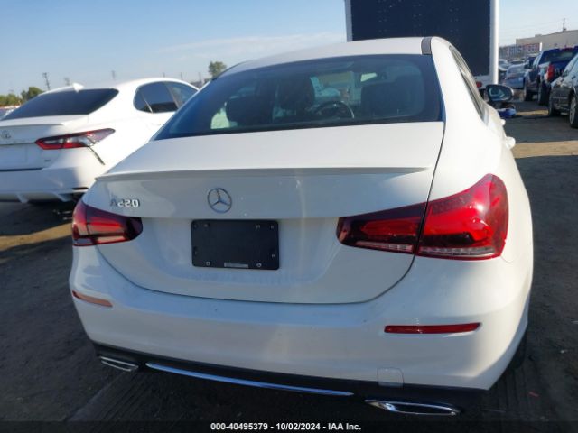 W1K3G4EB7LW045857 Mercedes-Benz A 220