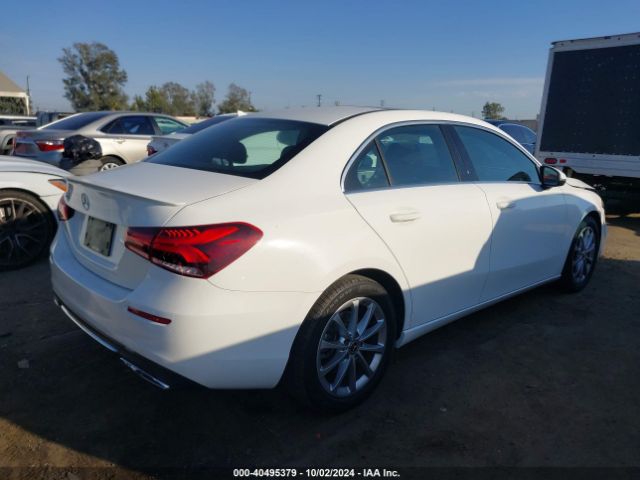 W1K3G4EB7LW045857 Mercedes-Benz A 220