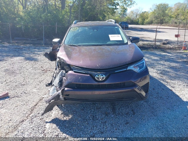 Toyota RAV4 LE 2018 2T3ZFREV2JW514105 Image 12