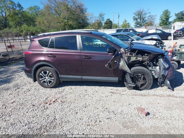 Toyota RAV4 LE 2018 2T3ZFREV2JW514105 Image 13