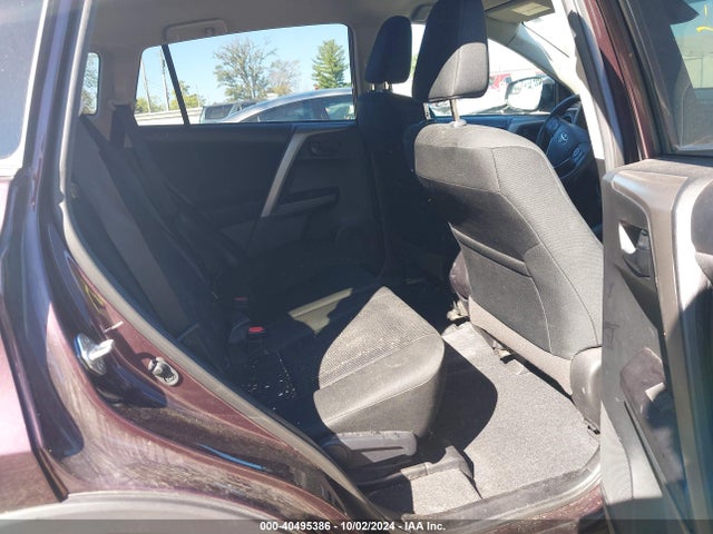 Toyota RAV4 LE 2018 2T3ZFREV2JW514105 Image 8