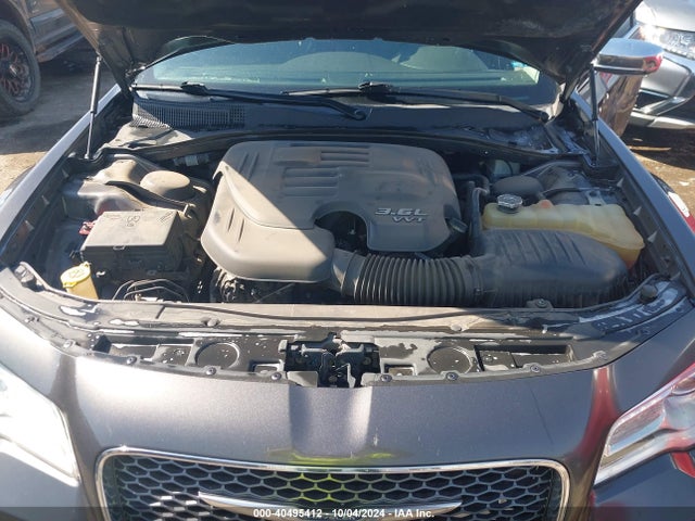 Chrysler 300C 2016 2C3CCAEG0GH348391 Image 10