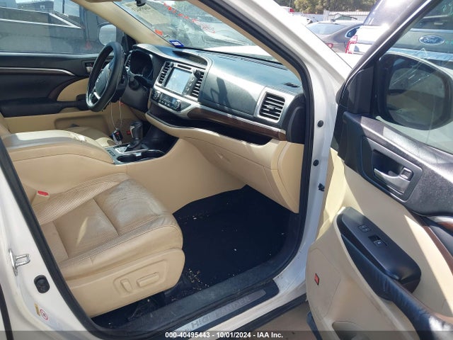 5TDYKRFH2FS106034 Toyota Highlander Limited V6