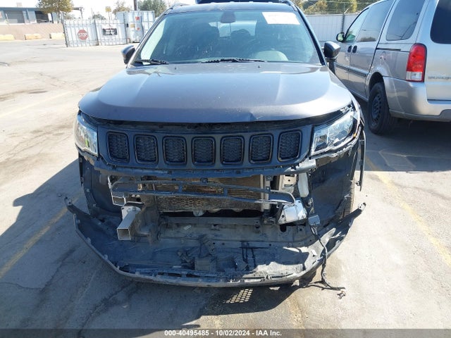 3C4NJCBBXLT257841 Jeep Compass Altitude Fwd