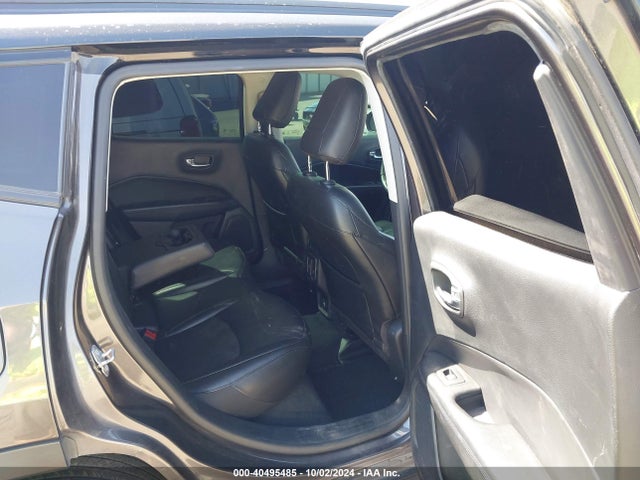 3C4NJCBBXLT257841 Jeep Compass Altitude Fwd