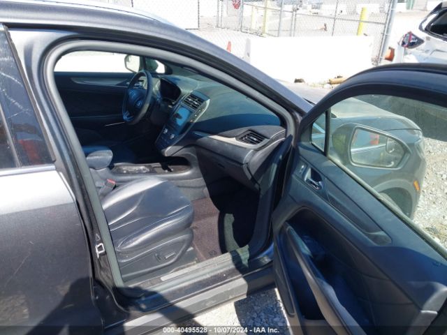 5LMCJ1C99HUL28508 Lincoln Mkc Premiere