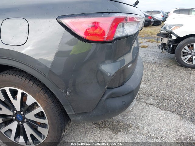 1FMCU0BZ3LUB44227 Ford Escape Se Sport Hybrid