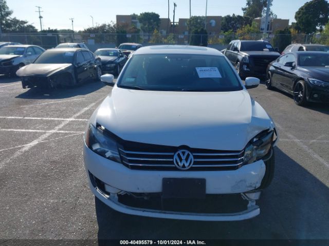 1VWBT7A37FC057396 Volkswagen Passat 1.8t Se