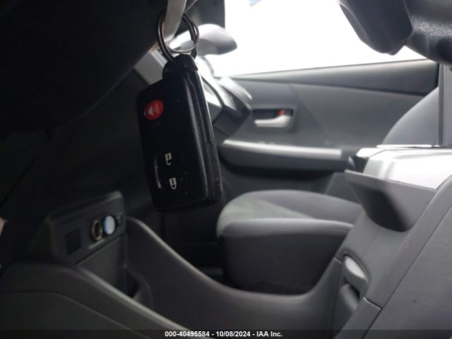 JTDZN3EU6E3363723 Toyota Prius V Three