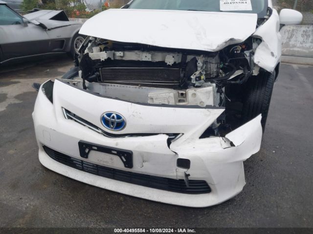JTDZN3EU6E3363723 Toyota Prius V Three