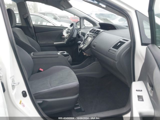 JTDZN3EU6E3363723 Toyota Prius V Three