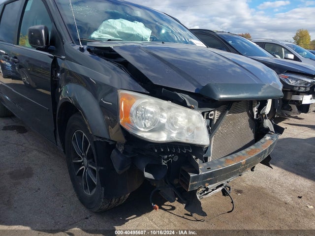 2C4RDGBG2ER351066 Dodge Grand Caravan Se/sxt