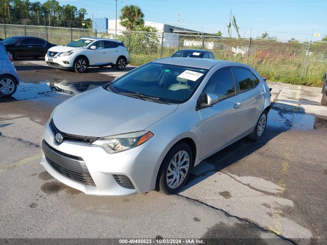 Toyota COROLLA LE 2015 5YFBURHE2FP335762 Image 2