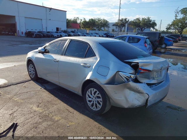 Toyota COROLLA LE 2015 5YFBURHE2FP335762 Image 3