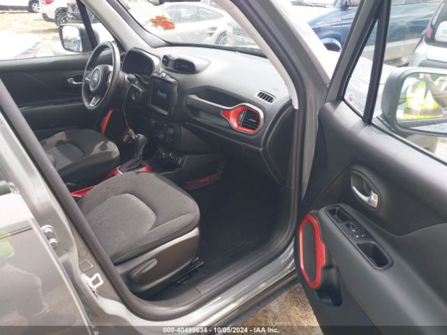 ZACNJDC15MPN27981 Jeep Renegade Trailhawk 4x4