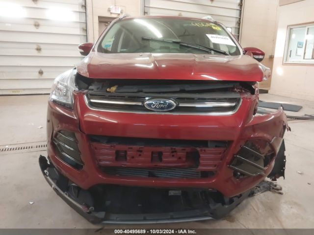 1FMCU9J95EUC82425 Ford Escape Titanium