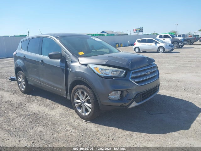 Ford ESCAPE SE 2017 1FMCU0GD9HUA53869 Image 1