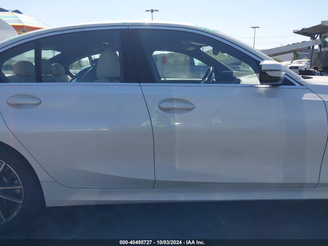WBA5R1C55KAJ98352 BMW 330I