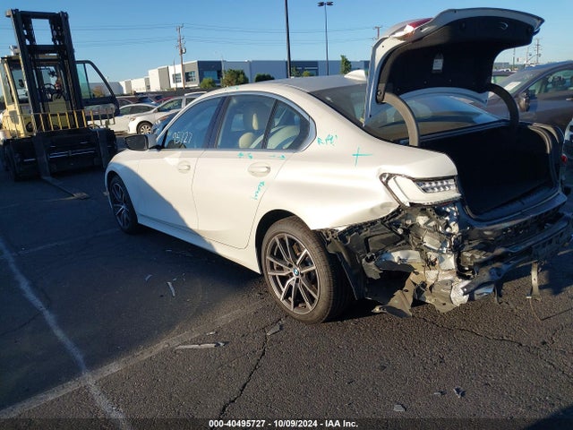 WBA5R1C55KAJ98352 BMW 330I