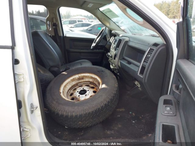 1C6RR6KT5HS532830 RAM 1500 Express  4x2 5'7 Box