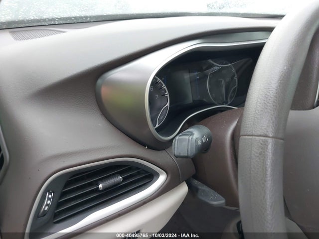 Chrysler Pacifica Touring Plus 2019 2C4RC1FG3KR527449 Image 7