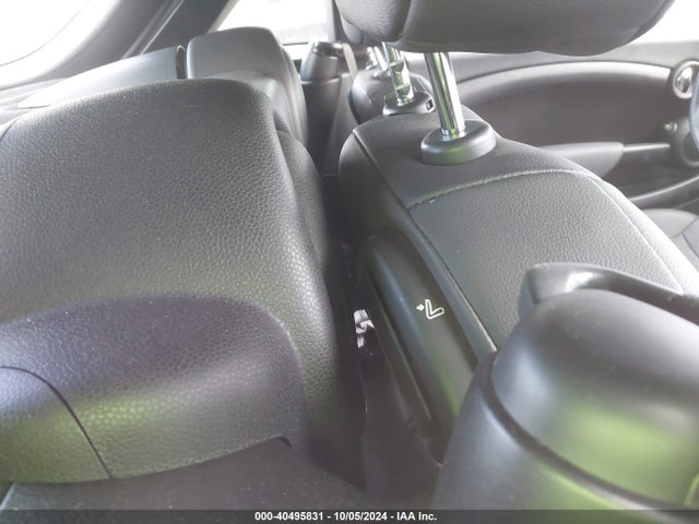 2012 MINI COOPER WMWSX1C56CT300286 Photo 7