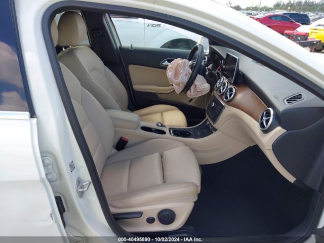 WDCTG4EB3HJ286467 Mercedes-Benz GLA 250