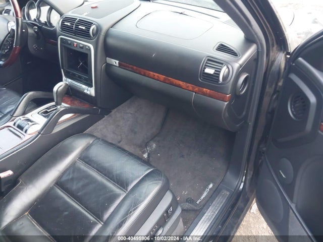 2005 PORSCHE CAYENNE WP1AC29P95LA91071 Photo 4