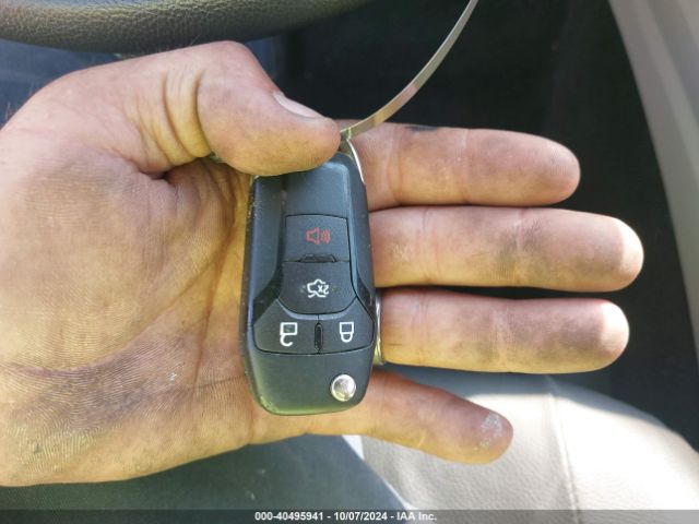 3FA6P0HD5FR189028 Ford FUSION SE