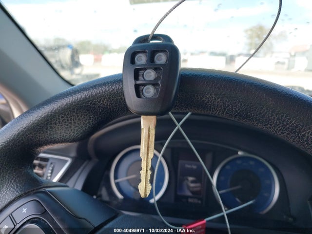 Toyota CAMRY LE 2016 4T4BF1FK0GR573443 Image 11