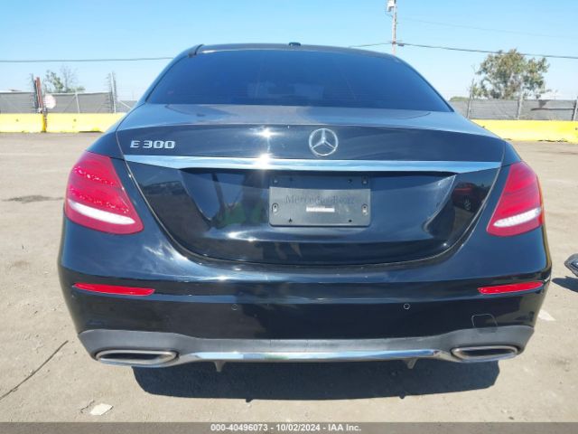 WDDZF4JB9HA016464 Mercedes-Benz E 300