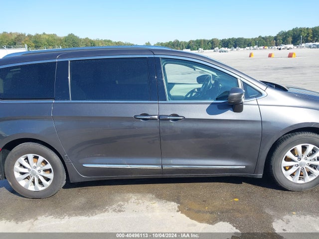 Chrysler Pacifica Touring L Plus 2018 2C4RC1EG2JR317411 Image 13