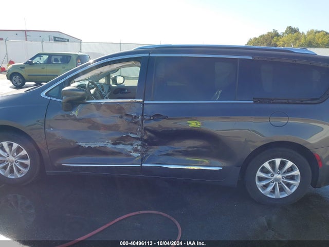 Chrysler Pacifica Touring L Plus 2018 2C4RC1EG2JR317411 Image 14