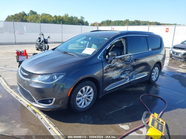 2C4RC1EG2JR317411 Chrysler Pacifica Touring L Plus