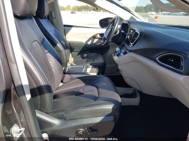 2C4RC1EG2JR317411 Chrysler Pacifica Touring L Plus