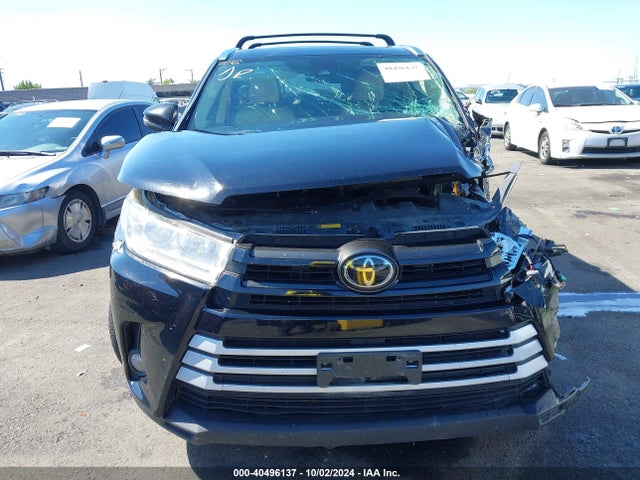 Toyota Highlander Xle 2017 5TDJZRFH7HS430158 Image 13
