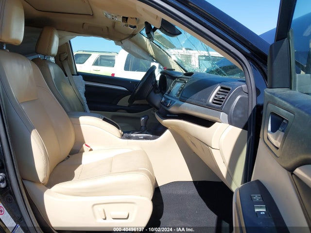 Toyota Highlander Xle 2017 5TDJZRFH7HS430158 Image 5