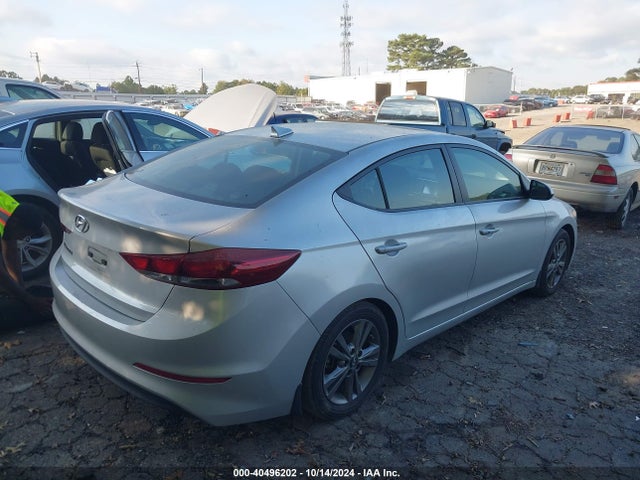 Hyundai Elantra Value Edition 2018 5NPD84LF8JH301895 Image 4