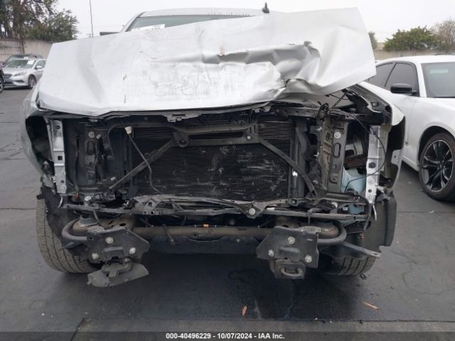 3GCPCPEH2JG224915 Chevrolet Silverado 1500 Custom