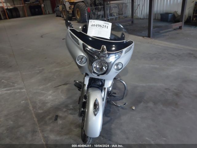 2016 INDIAN MOTORCYCLE CO. CHIEFTAIN 56KTCAAA9G3340882 Photo 4