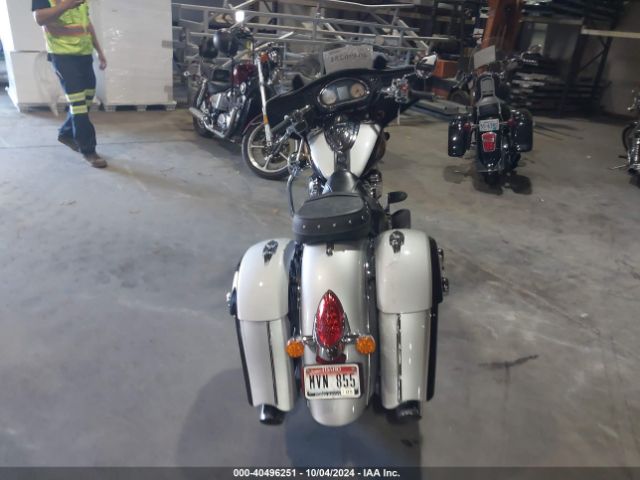 2016 INDIAN MOTORCYCLE CO. CHIEFTAIN 56KTCAAA9G3340882 Photo 5