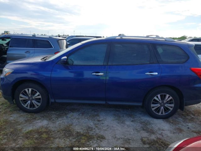 5N1DR2MN3HC607735 Nissan Pathfinder Sv