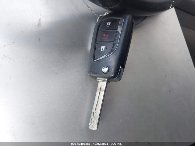 JTNKHMBX3J1008281 Toyota C-HR XLE
