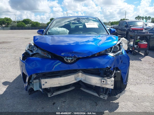 JTNKHMBX3J1008281 Toyota C-HR XLE