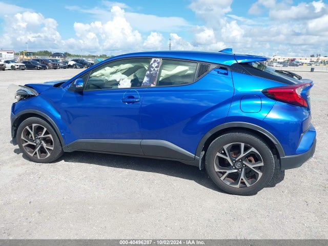 JTNKHMBX3J1008281 Toyota C-HR XLE