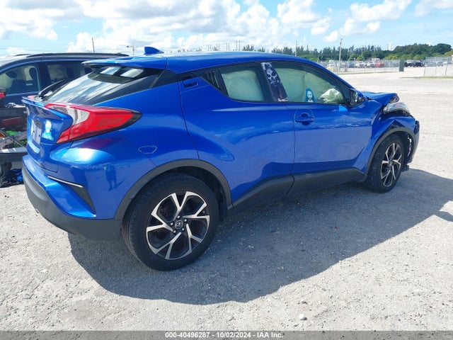 JTNKHMBX3J1008281 Toyota C-HR XLE